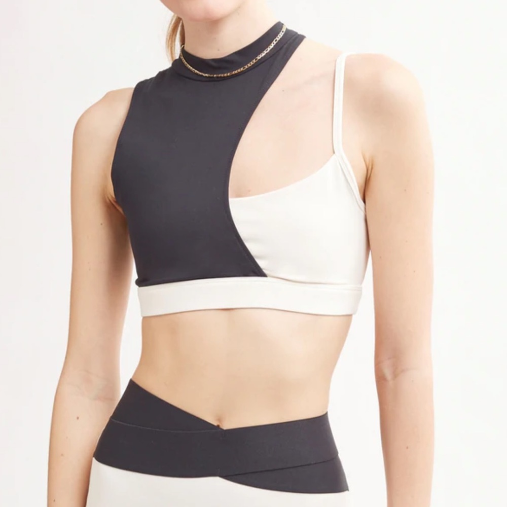 🖤☁️le ore Sorrento Asymmetric Mock Neck Bra☁️🖤